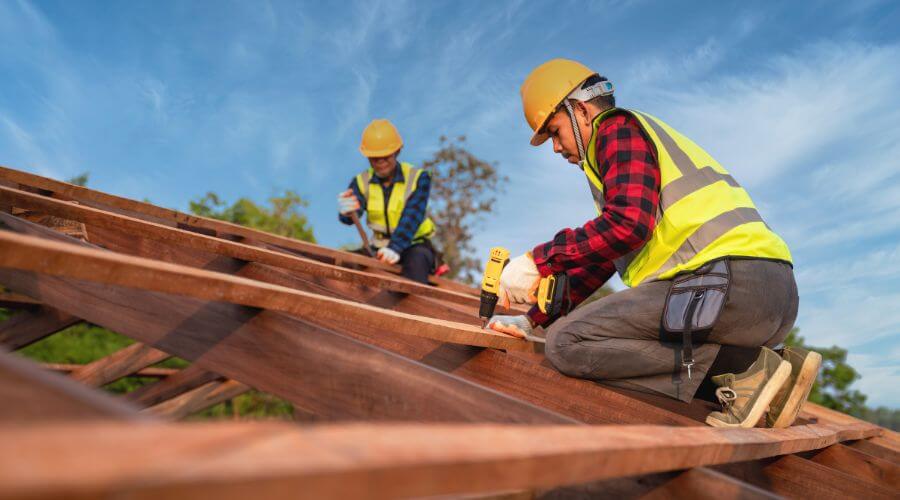 Professional Flat Roofing Installation services in Duncombe, IA